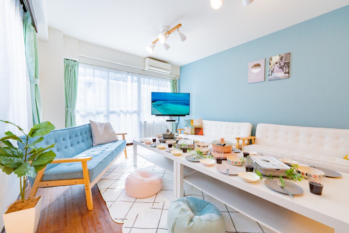 New B U Room秋葉原 駅徒歩5分 最大15人収容 大型テレビ 撮影採光 オフ会 女子会 おうちデート スペースマーケット