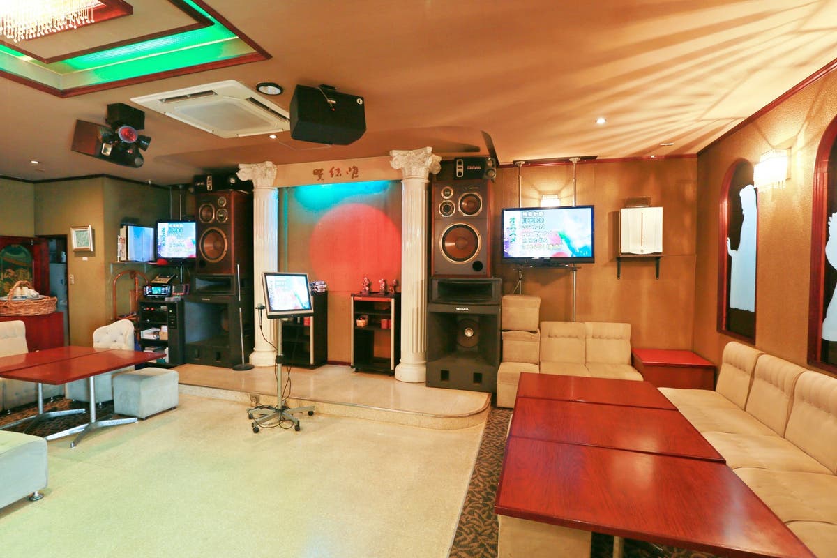 一階路面店 元スナック 静岡市清水区 大型スピーカー カラオケ 照明 スペースマーケット 一階路面店 元スナック 静岡市清水区 大型スピーカー カラオケ 照明 スペースマーケット