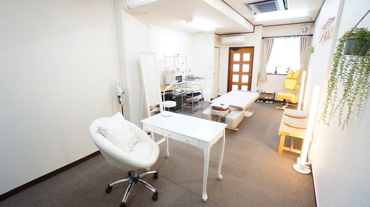 レンタルサロンdaiwa 駅チカ24時間営業の完全個室 Wi Fi無料 ネイル まつエク 整体 レンタルサロンdaiwa O レンタルサロンdaiwa 駅チカ24時間営業の完全個室 Wi Fi無料 ネイル まつエク 整体 レンタルサロンdaiwa O