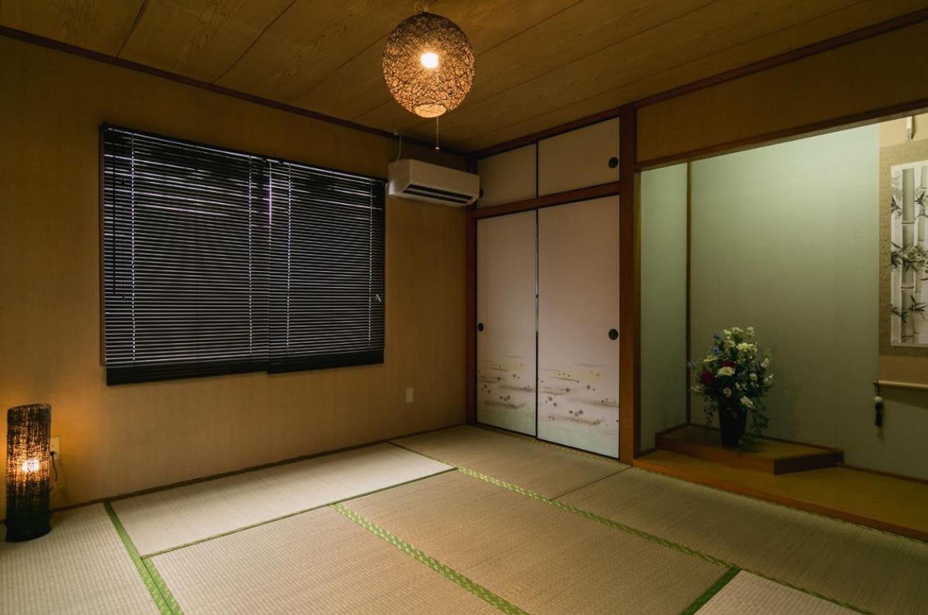 那覇市 女子会におすすめのおしゃれな貸切レンタルスペースtop スペースマーケット